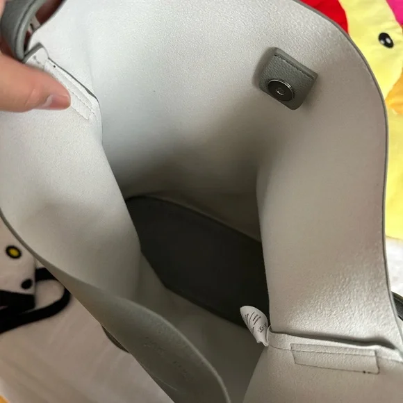 OAK + FORT Olive Shoulder Bag - Picture 3 of 3